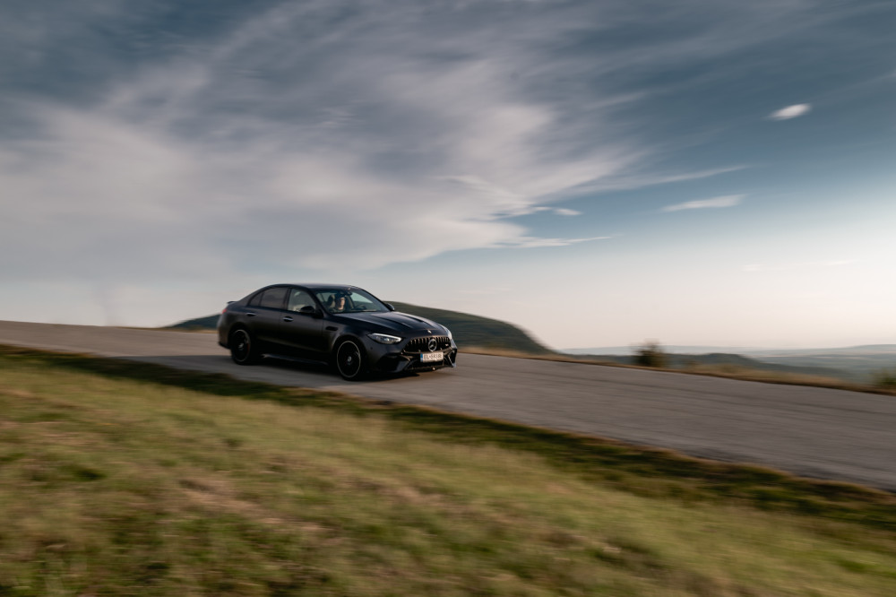 Mercedes-AMG C 63 S E Performance